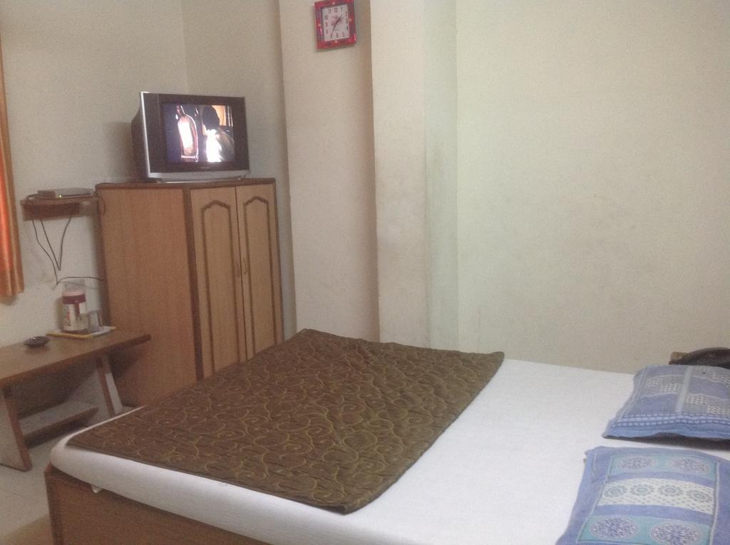 Hotel Kamal Kunj Jaipur Bagian luar foto