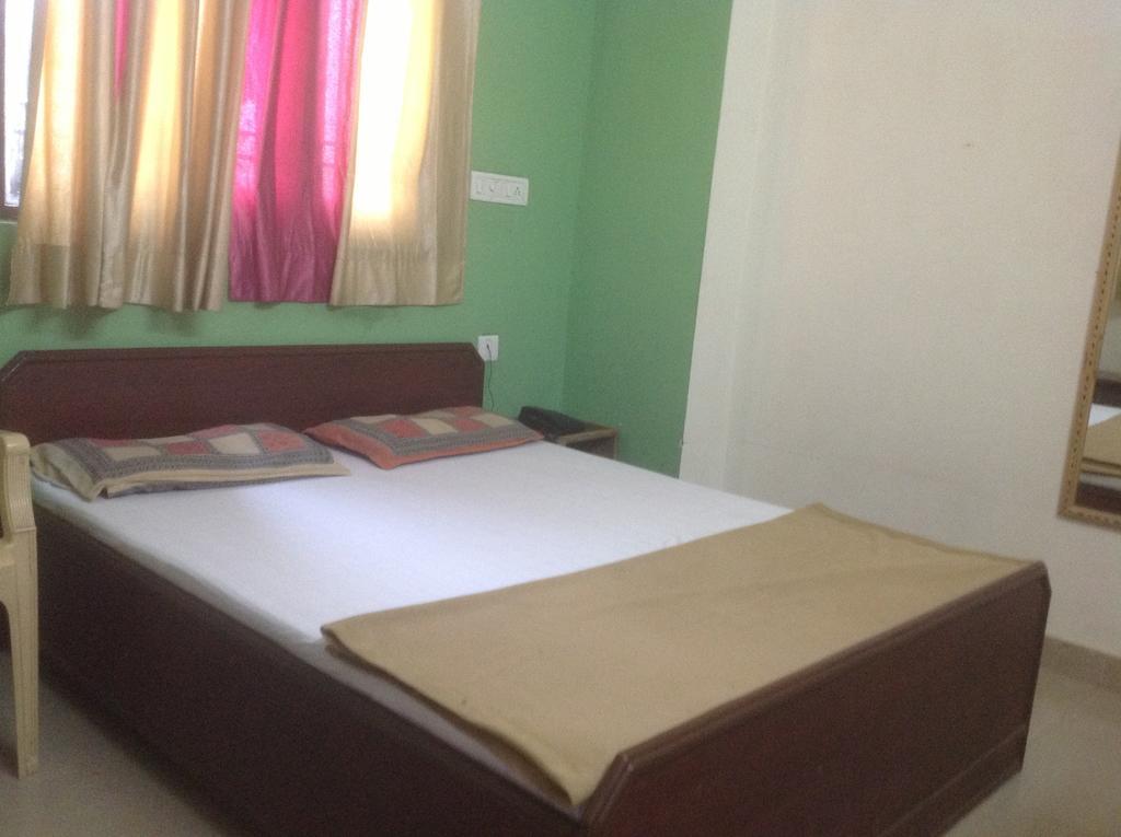 Hotel Kamal Kunj Jaipur Bagian luar foto